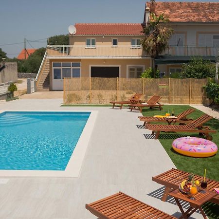 Apartments Brkic Lozovac Ngoại thất bức ảnh