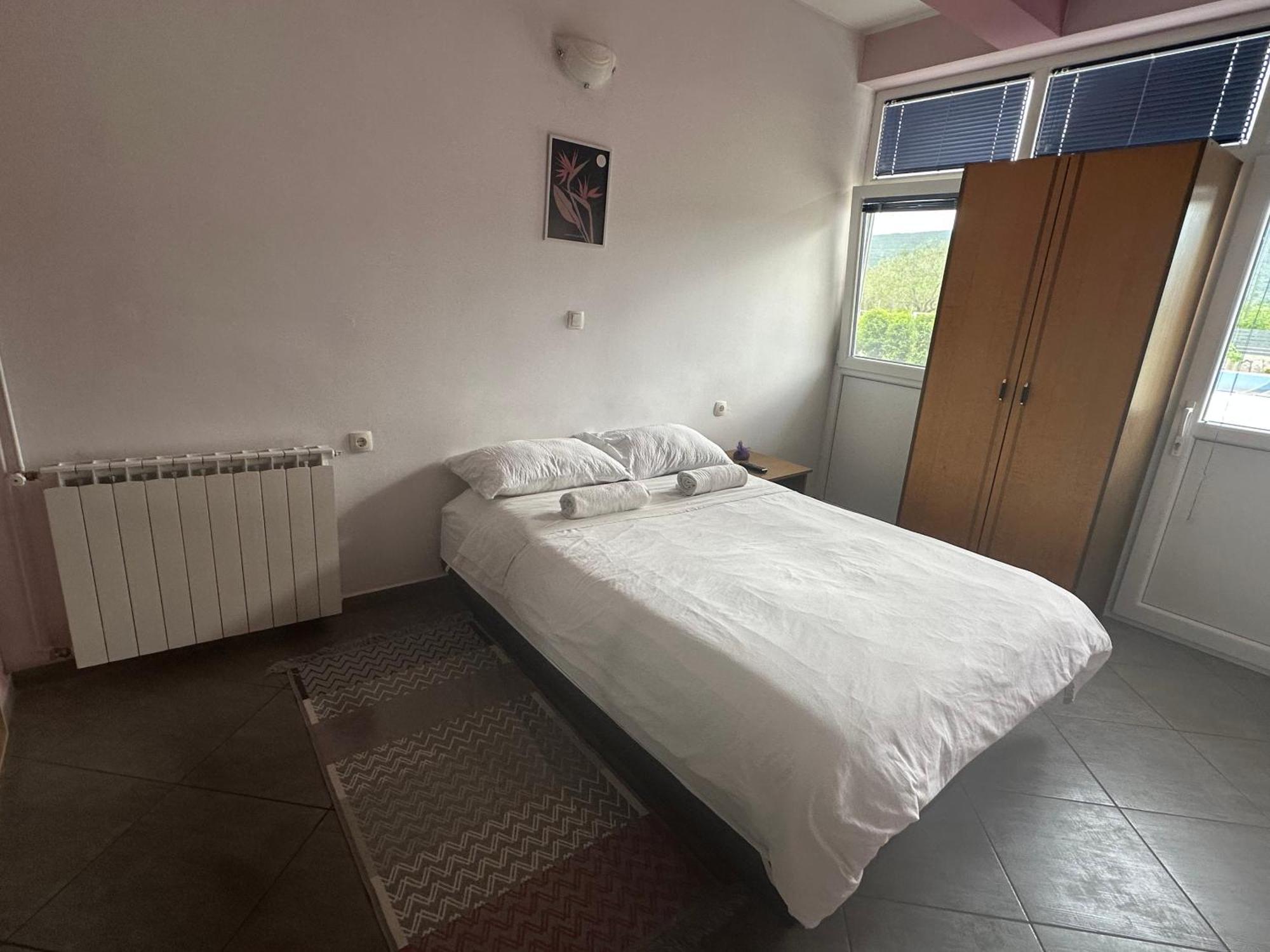 Apartments Brkic Lozovac Ngoại thất bức ảnh